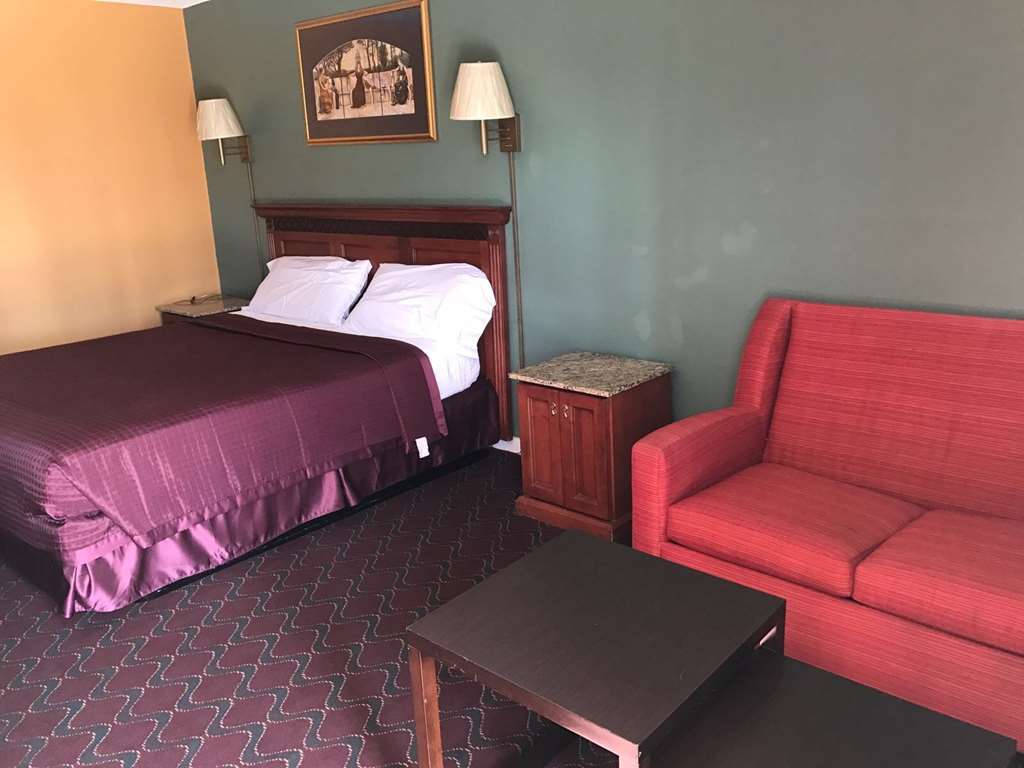 Budget Inn - Roxboro Room photo